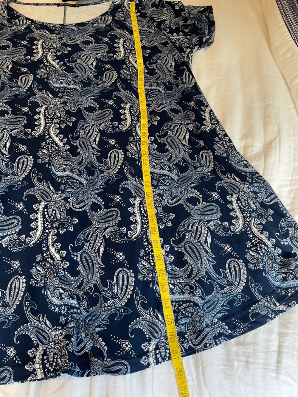 Navy Paisley Short Sleeve Women’s Dress - Picture 4 of 7